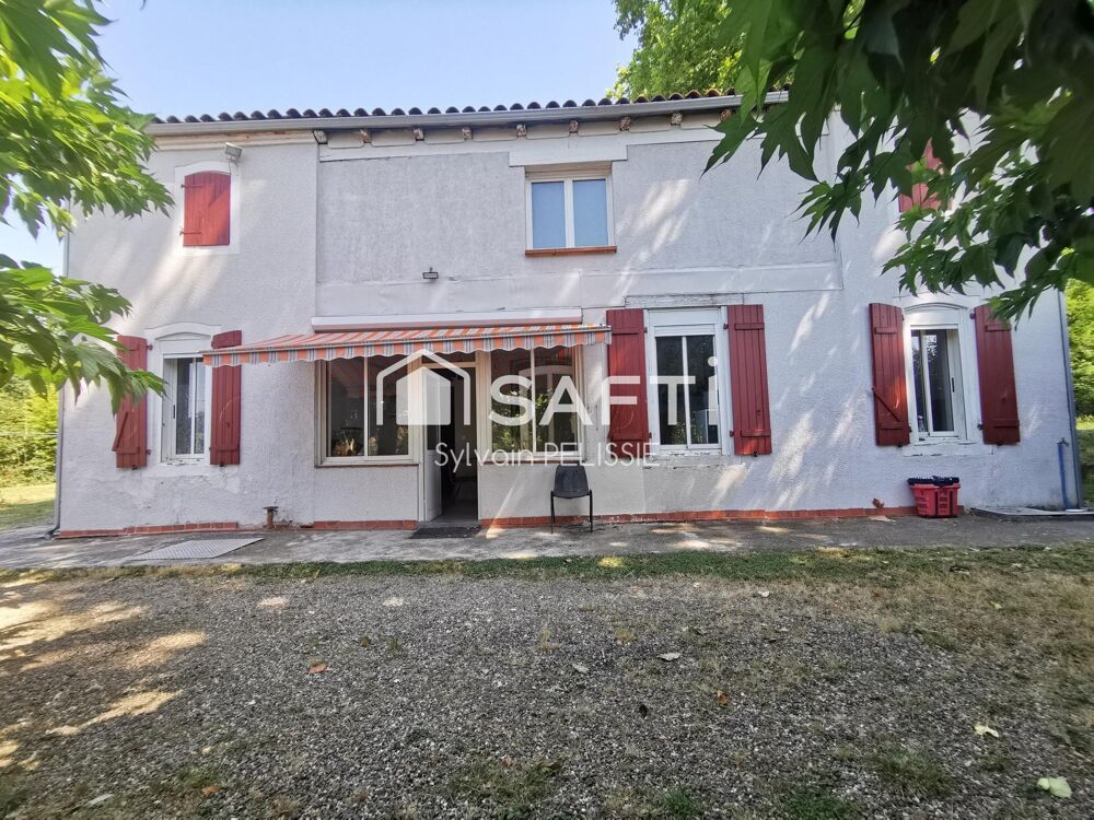 Maison 9 pièces 210 m² · à Moissac · 210 m² · 219 000 €