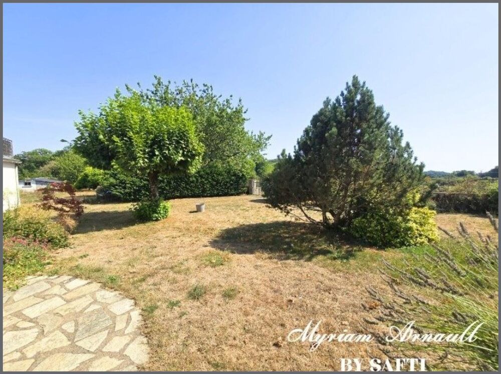 Vente Maison Grande maison en pierre 4 chambres avec dépendance Le grand-bourg