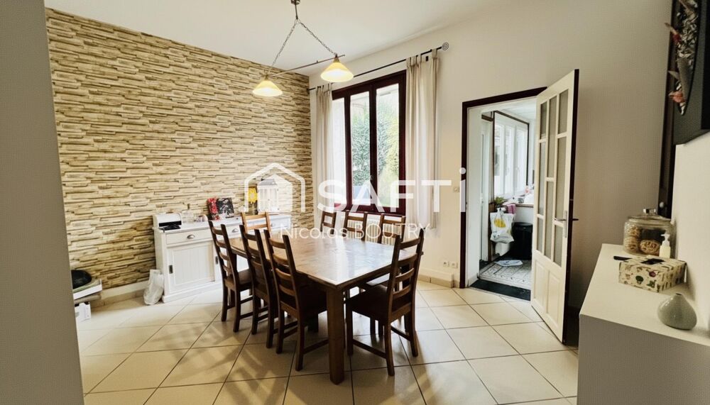 Maison familiale T7 aux beaux volumes  Coeur de Bohain-en-Vermandois