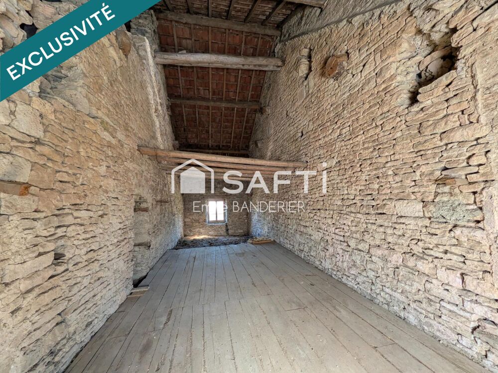 Vente Maison Maison ancienne à réhabiliter avec terrain, centre village, en Pays des Lacs Uxelles