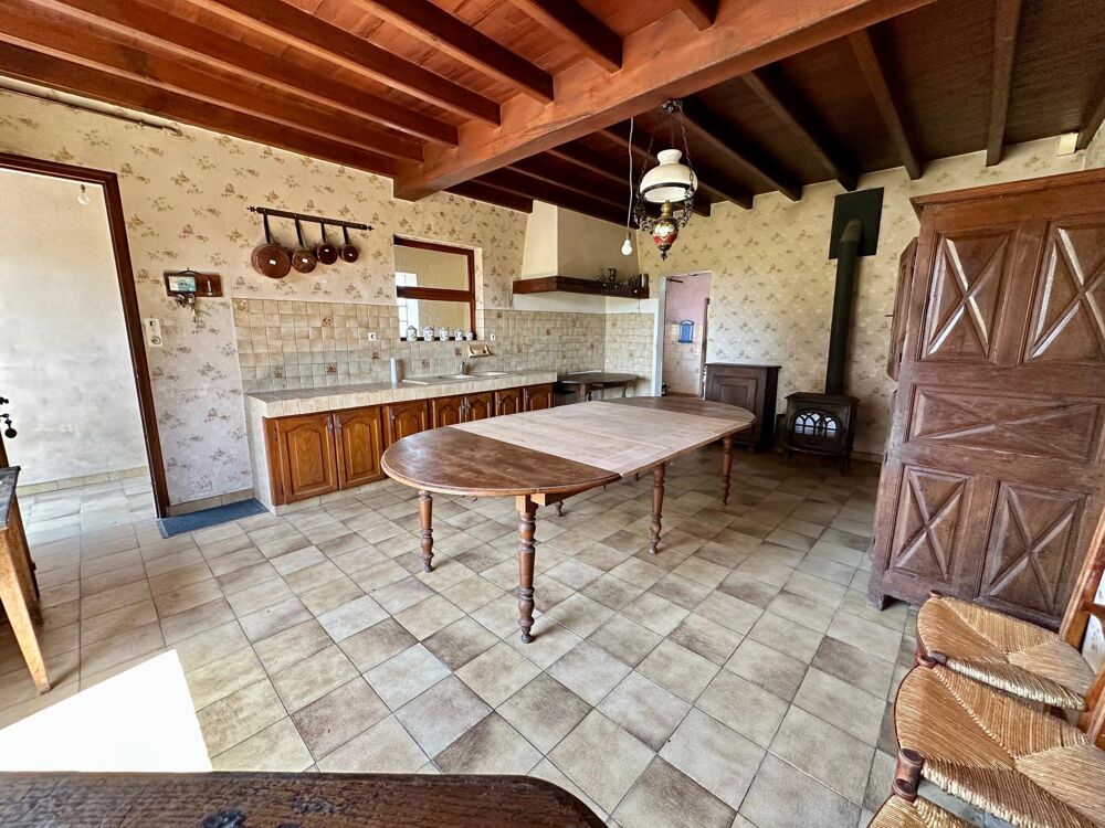 Vente Maison Propriété agricole de 220m² avec grande dépendance de 1000m² sur un terrain d'environ 2 hectares Magnan