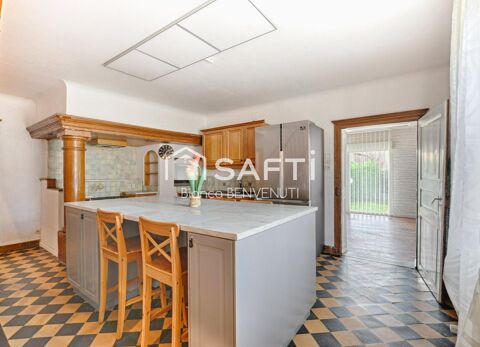   Appartement avec cave, 2 places de stationnement, petit terrain, terrasse, Appartement - 3 pi�ce(s) - 110 m�