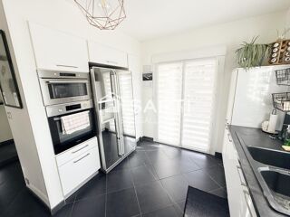  Maison � vendre 8 pi�ces 210 m�