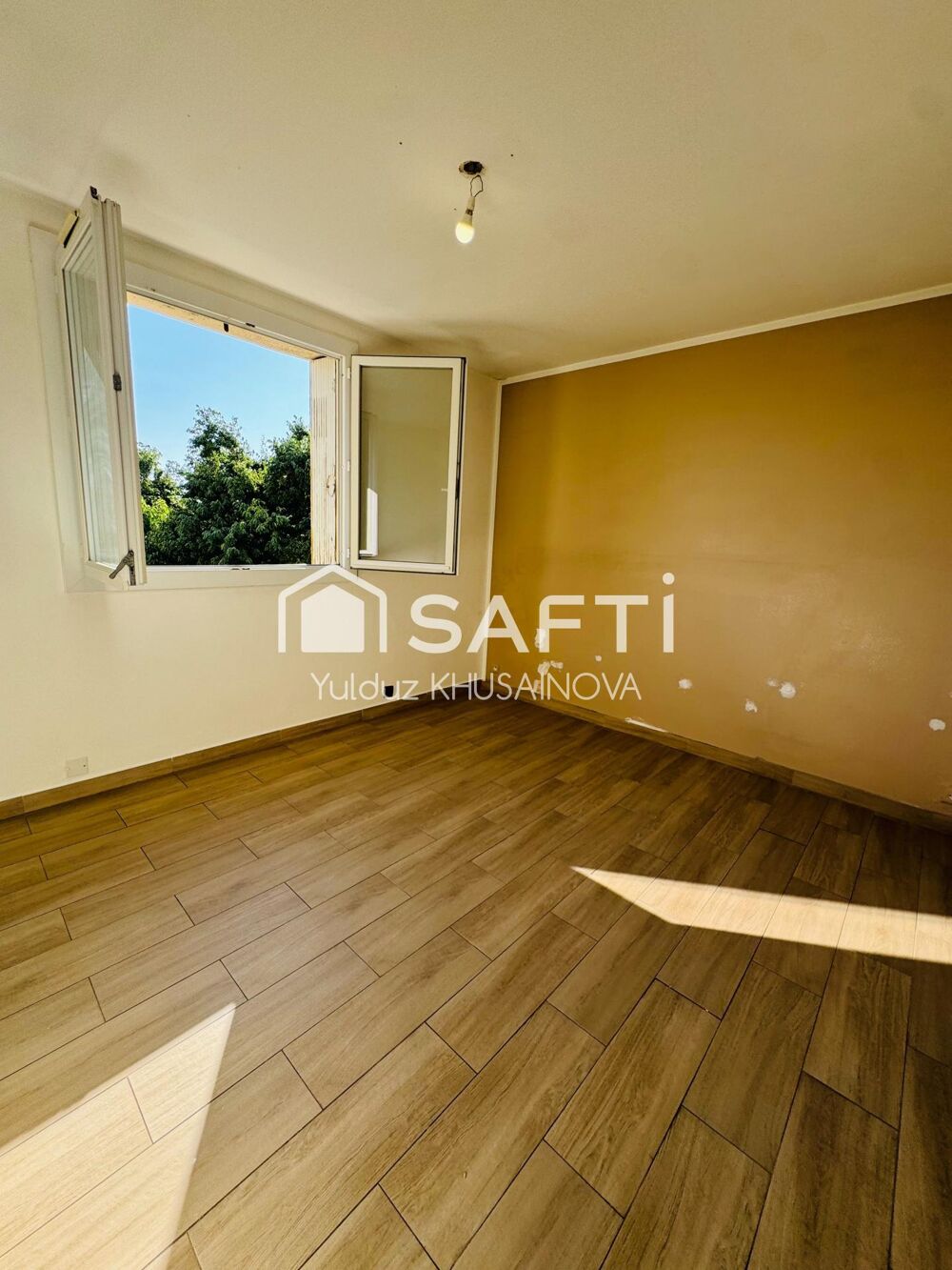 Vente Appartement T3/4 AVEC BALCON ET VUE DÉGAGÉE / RESIDENCE SECURISÉE / PLACES DE PARKINGS EXTERIEURS LIBRE Marseille 13