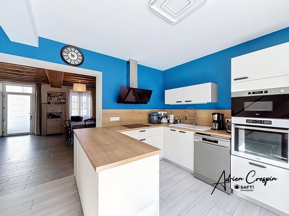 Vente Maison Maison 5 chambres Saint-Aubin-Du-Pavoil Segre en anjou bleu
