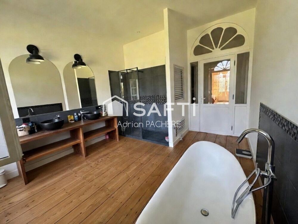à vendre  Maison Saint-Vivien-de-Médoc (33590)