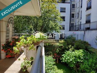 Vente Appartement Résidence Carré Mirabeau à 2 pas du Métro ligne 10 appartement T4, double salon, 2 chambres, cave et parking Paris 15