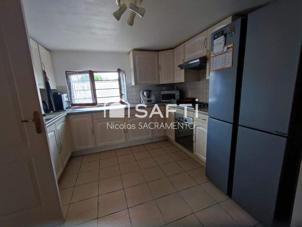 Vente Maison Maison de 4 Chambres à Brienon-Sur-Armançon. Brienon-sur-armancon