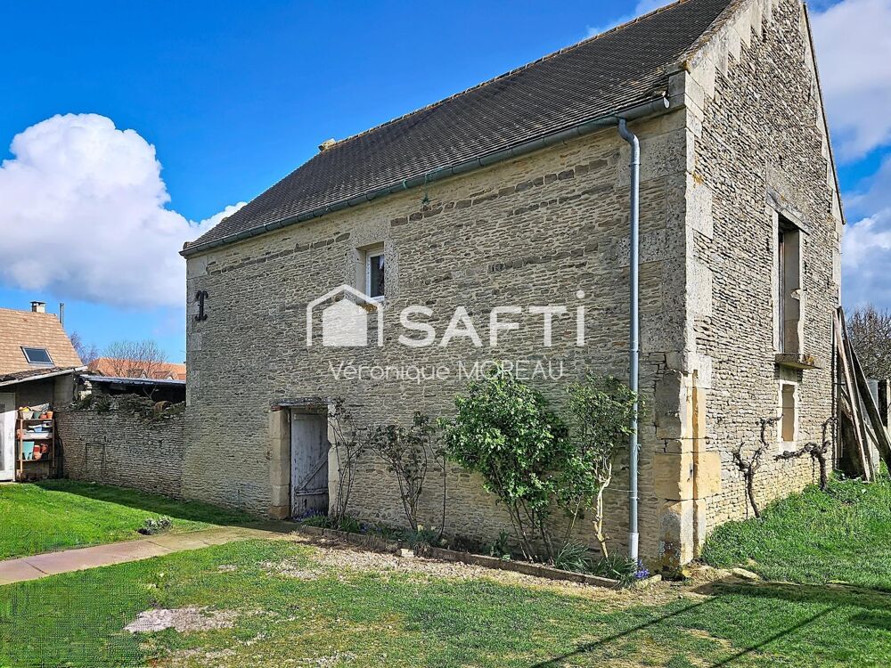 Vente Maison Beau corps de ferme sur 1 HA  avec dépendances Vieux-fume
