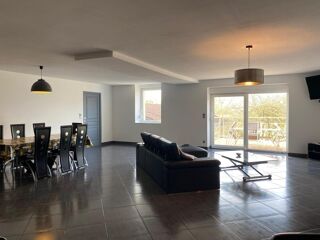  Maison � vendre 5 pi�ces 205 m�