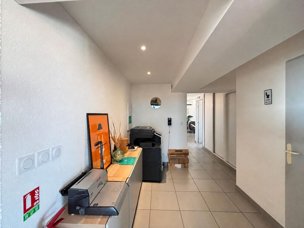PERPIGNAN AVENUE KENNEDY, BEAU BUREAUX