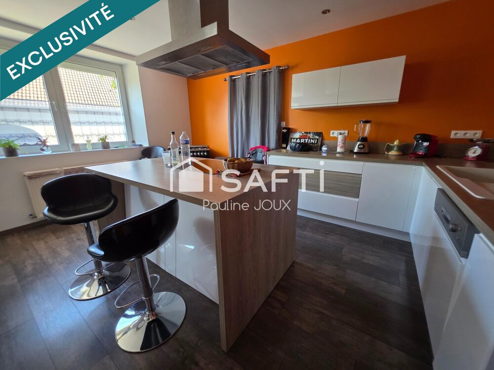 Vente Maison Maison 110 m2 avec dépendances, garages et terrain Rollainville