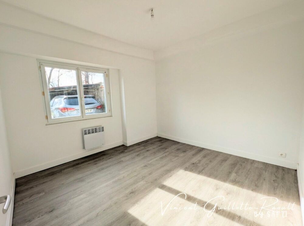 Vente Maison Maison 78m²-5 pieces- 3 chambres- Terrain 718m² Saint-mars-de-coutais