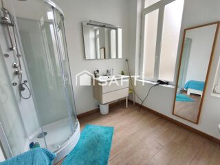  Immeuble à vendre 207 m²