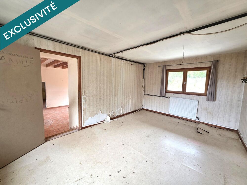 Vente Maison Dans un petit hmaeau : Maison de campagne avec dépendances, à rénover entièrement ! Fougere