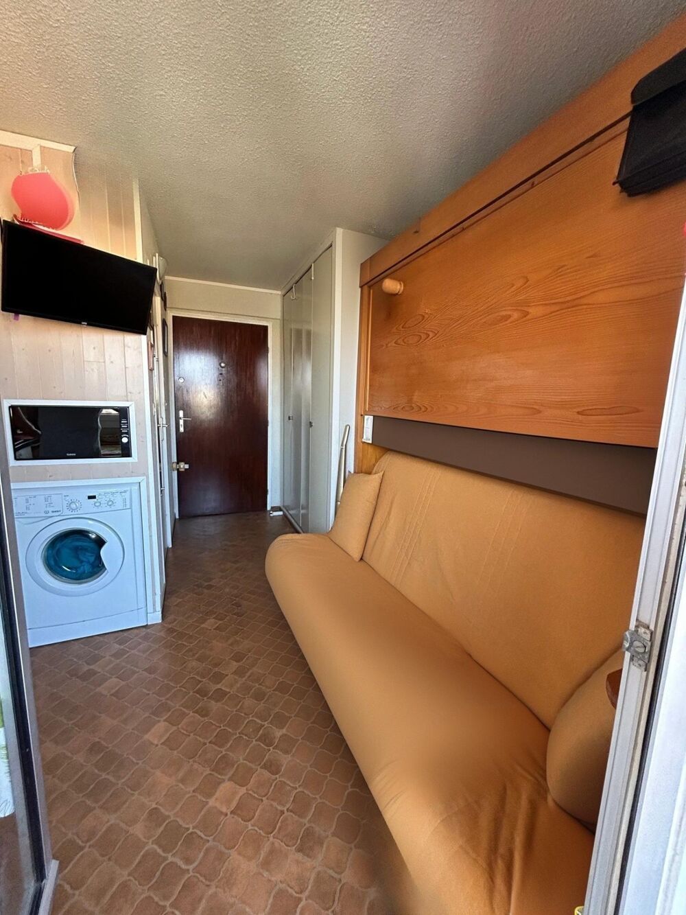 Vente Appartement STUDIO AVEC BALCON + LOCAL DE RANGEMENT  A 50 M DE LA MER Le barcares