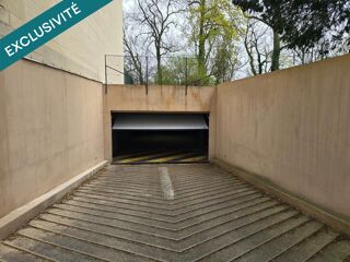  Parking / Garage � vendre 12 m�