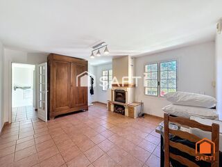  Maison  vendre 8 pices 160 m