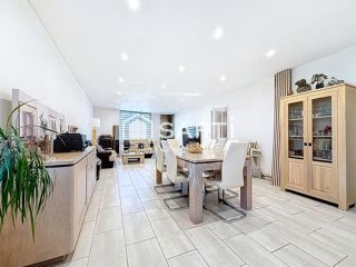  Maison � vendre 8 pi�ces 201 m�