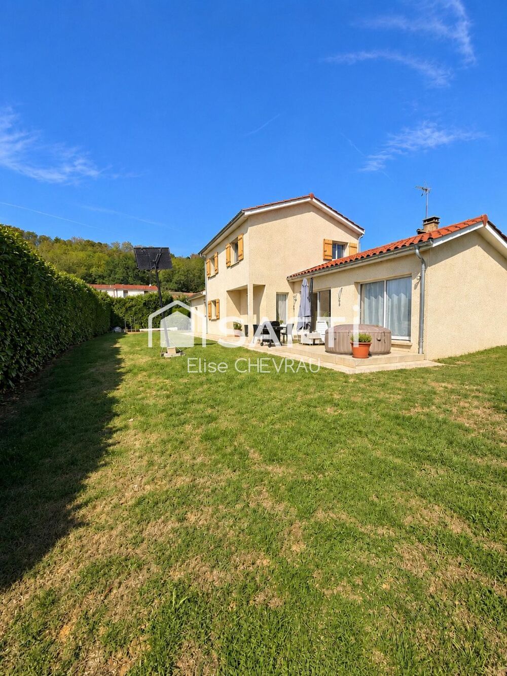 Maison familiale récente