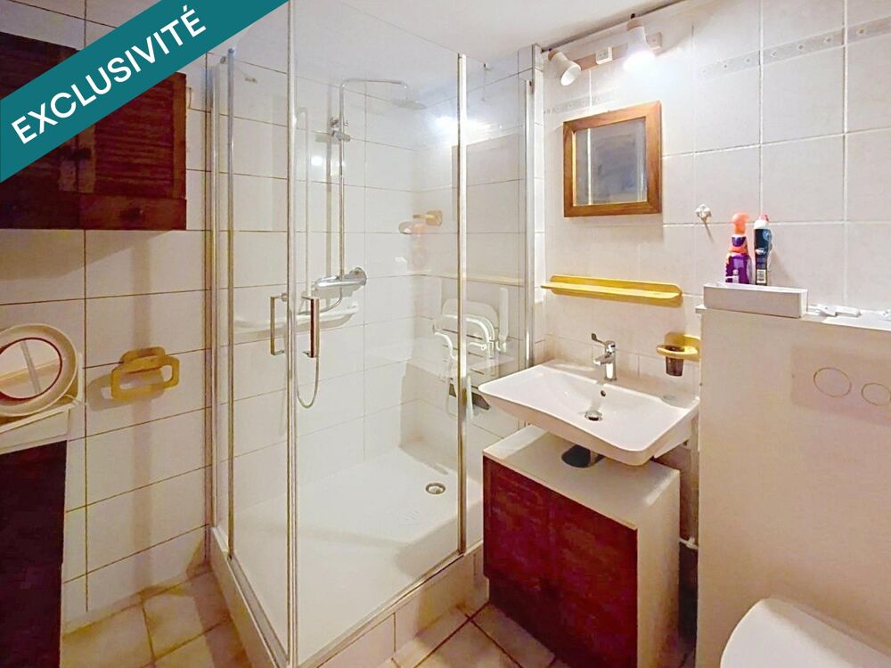 Vente Immeuble Opportunité unique, ensemble immobilier avec garage loué et vaste appartement à réinventer. Morhange