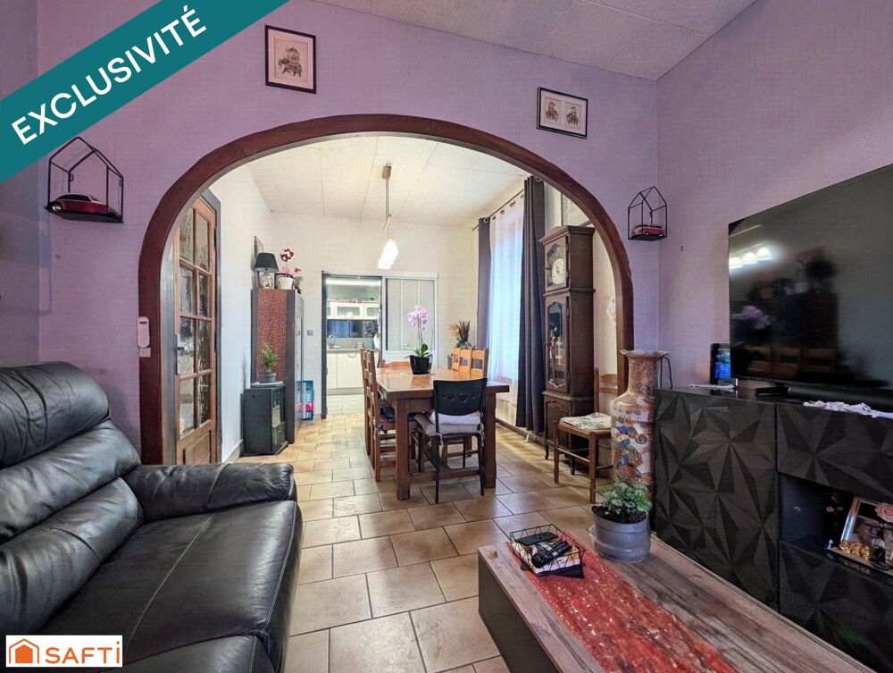 Vente Maison Maison de ville avec jardin et garages, proche commerces et écoles Moulins-la-marche