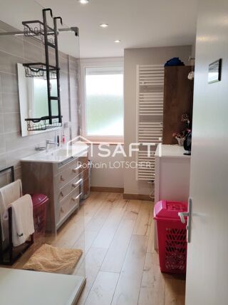  Maison � vendre 6 pi�ces 240 m�