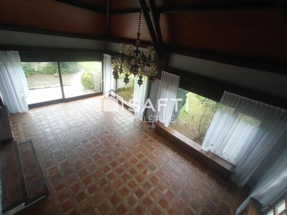 Vente Maison Pavillon Bourgeois de 5 chambres sur Jardin arboré Conty