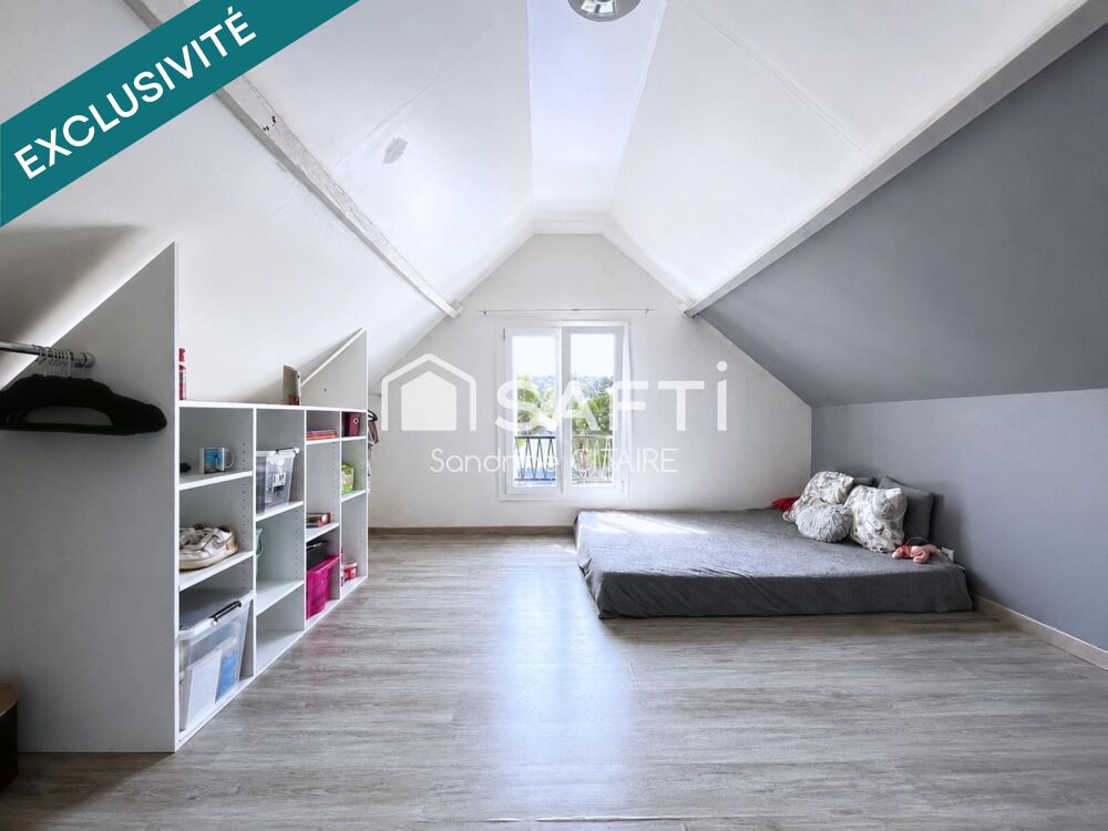 Maison avec garage vendue louée à Anet
