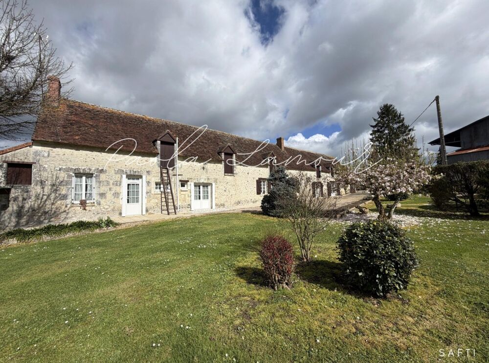 Vente Maison Superbe longère et ses dépendances sur plus d'un hectare Ferriere-larcon