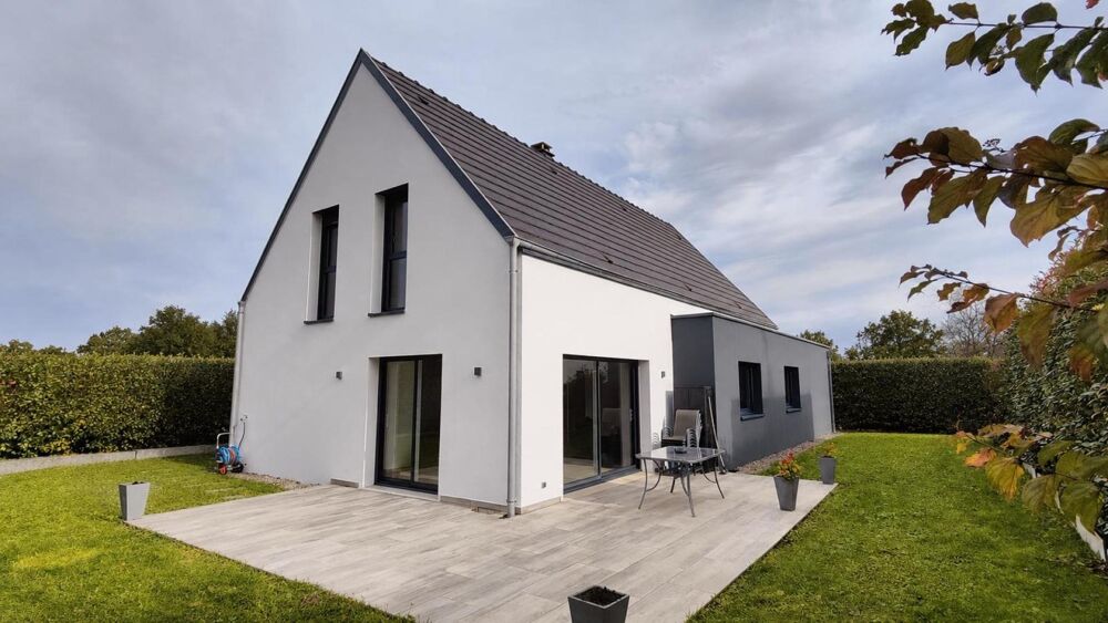 Vente Maison Belle Maison récente, moderne et lumineuse de 156 m2 et 5.60 ares de terrain 4 grandes chambres Hegenheim