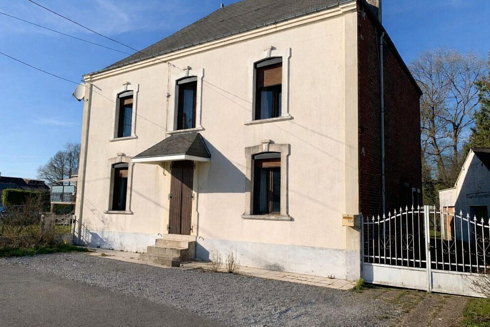 Maison familiale énorme potentiel