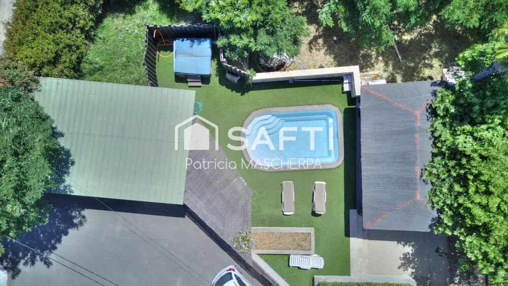 FREJUS JOLIE VILLA 3 CHAMBRES AVEC PISCINE POOL HOUSE ET JARDIN