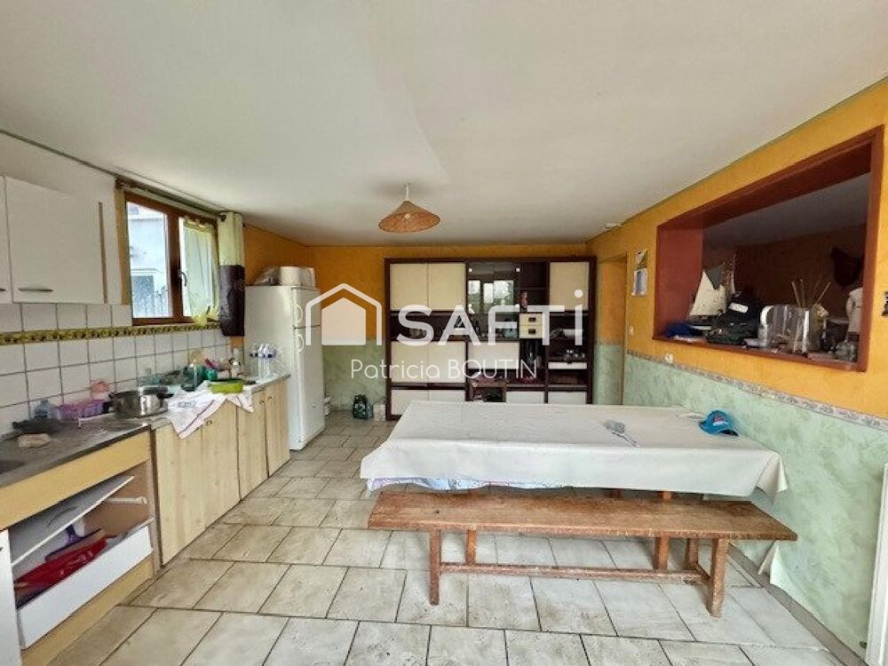 MAISON 3 CHAMBRES + UN LOGEMENT 1 CHAMBRE + LOCAL ET DEPENDANCE 180 M2 A ARDIN !