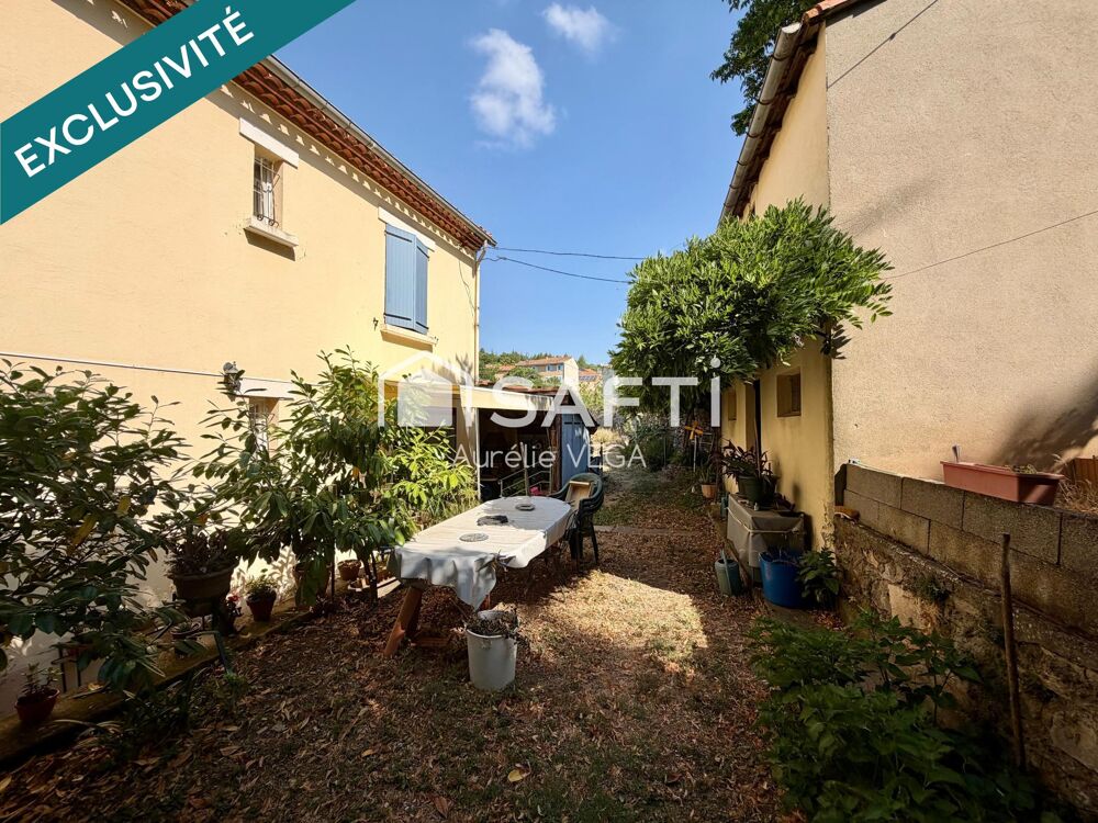 Vente Maison Maison familiale avec 8 300 m² de terrain et dépendance Villaniere