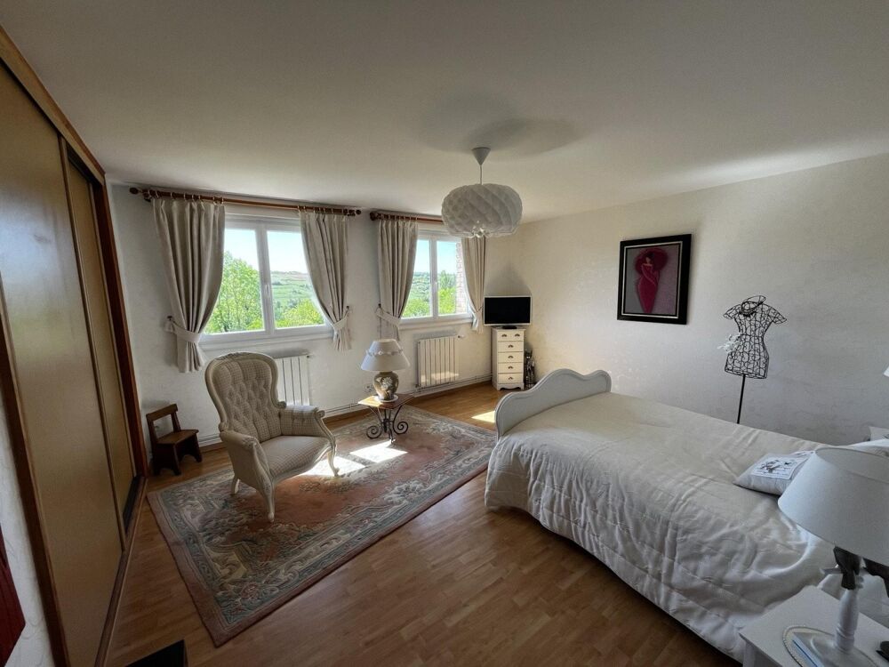 Vente Maison Charmante maison de 195m2 avec garage et vie plain pied Saint-martin-boulogne