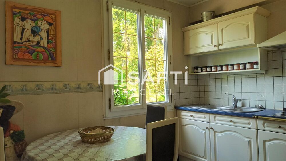 Maison d'environ 148 m² sur un terrain de 7502 m² dont 2200 m² constructible à VIGNOC