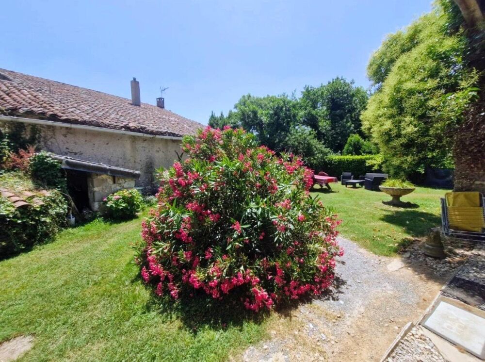Vente Maison Charmante maison en pierre avec dépendances et fort potentiel. Cordes-sur-ciel