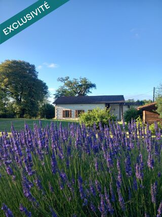 Maison - 4 pièce(s) - 150 m²