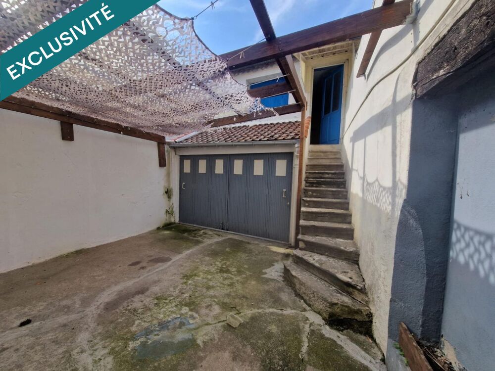 Vente Maison Maison de bourg avec dépendance et cour intérieur Ebreuil