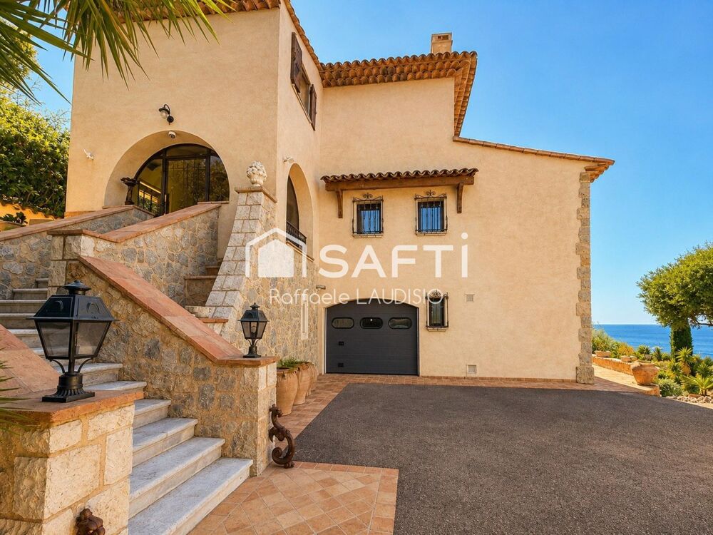 Villa vue panoramique, 500mt de la mer