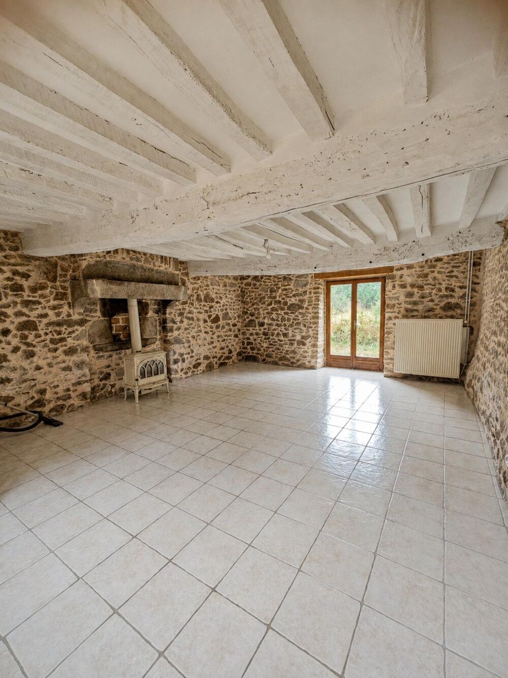 Vente Maison Longère en pierre, dépendances et 2,6 hectares Lignieres-orgeres