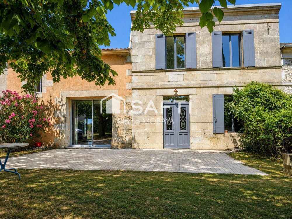 Vente Maison Maison girondine en pierre 6 pièces - 175 m² Berson