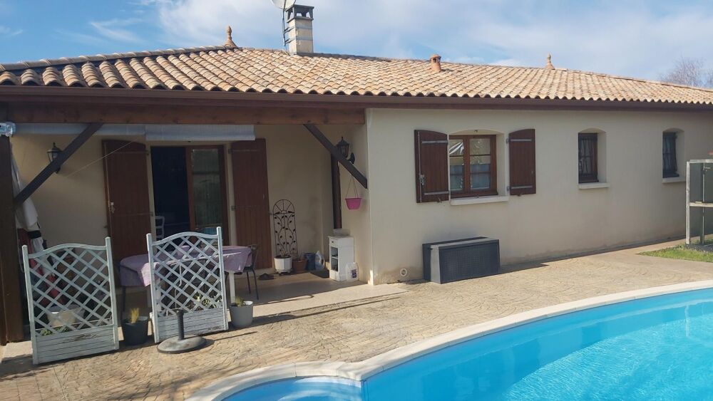 Vente Maison Belle maison de plain-pied avec piscine et garage Touvre