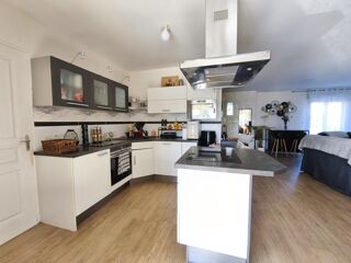  Maison à vendre 8 pièces 178 m²