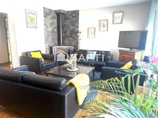  Maison  vendre 10 pices 370 m