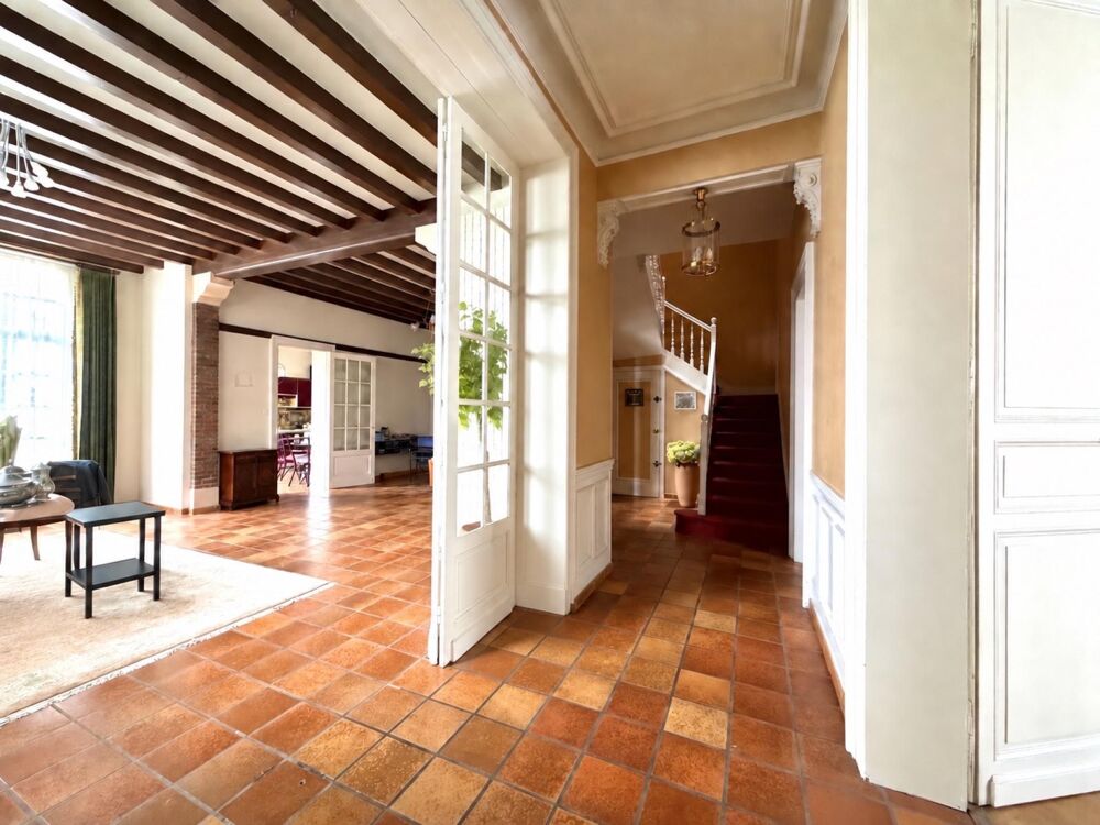 Vente Maison Maison familiale de 300m², 5 ch, jardin et garage Arras