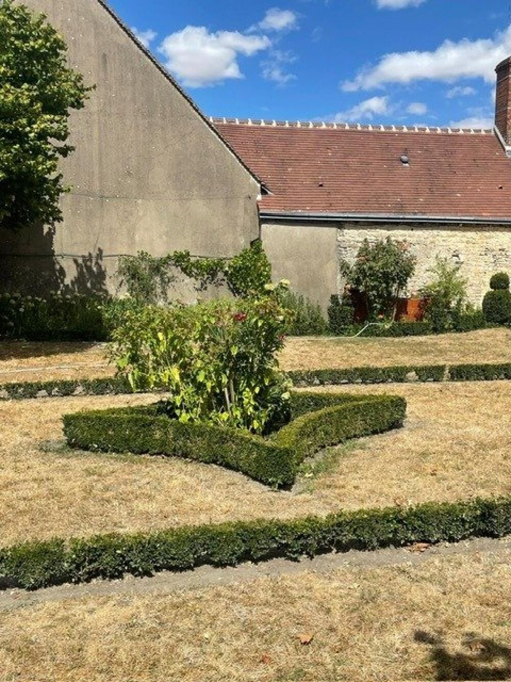 Superbe maison de village en parfait état