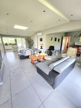  Maison à vendre 7 pièces 328 m²