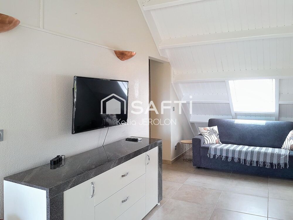 Location Appartement Grand T2 dans résidence sécurisée, eau et EDF à charge locataire Sainte-anne
